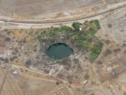 1020_25 Sink hole Otjikoto * 1280 x 960 * (199KB)